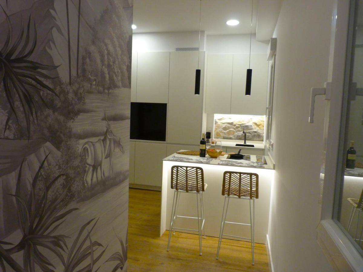 Chic Gran Via, Nuevo Apartamento De Diseno En Gros By Chicdonosti San Sebastian Bagian luar foto